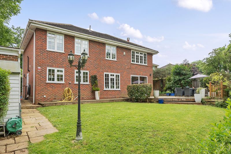 Rear Aspect- click for photo gallery